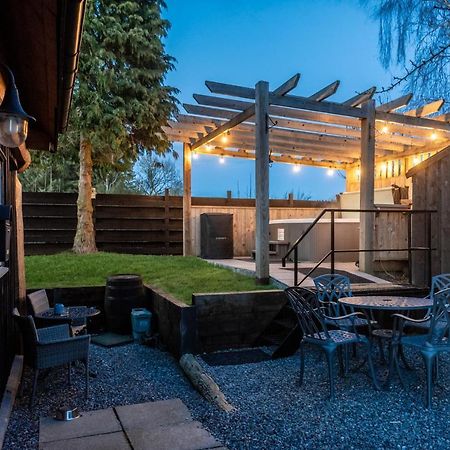 Rowanlea Lodge With Hot Tub Marykirk 외부 사진