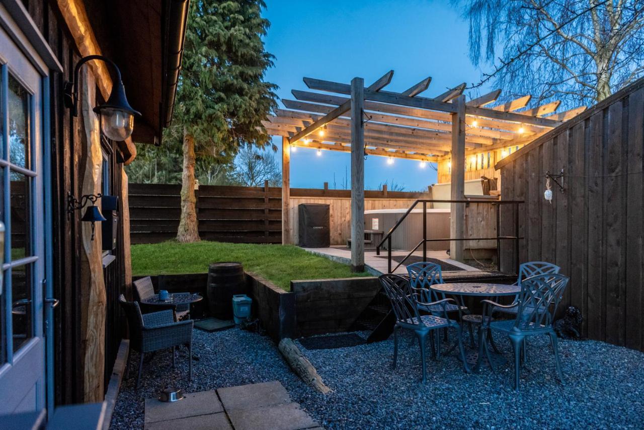 Rowanlea Lodge With Hot Tub Marykirk 외부 사진